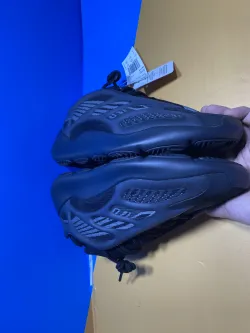 Yeezy 700 V3 Alvah H67799 review Ogtony，ogtony，TonyShoes，Tonyshoe，tonyshoes，tonyshoe 04