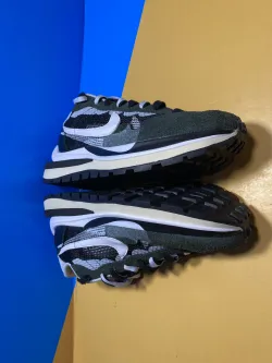 Nike LD Waffle sacai Black  BV0073-001 review Ogtony，ogtony，TonyShoes，Tonyshoe，tonyshoes，tonyshoe 05