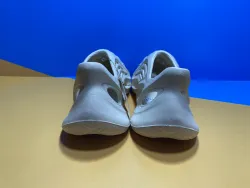 Yeezy Foam Runner Sand FY4567 review Ogtony，ogtony，TonyShoes，Tonyshoe，tonyshoes，tonyshoe 01