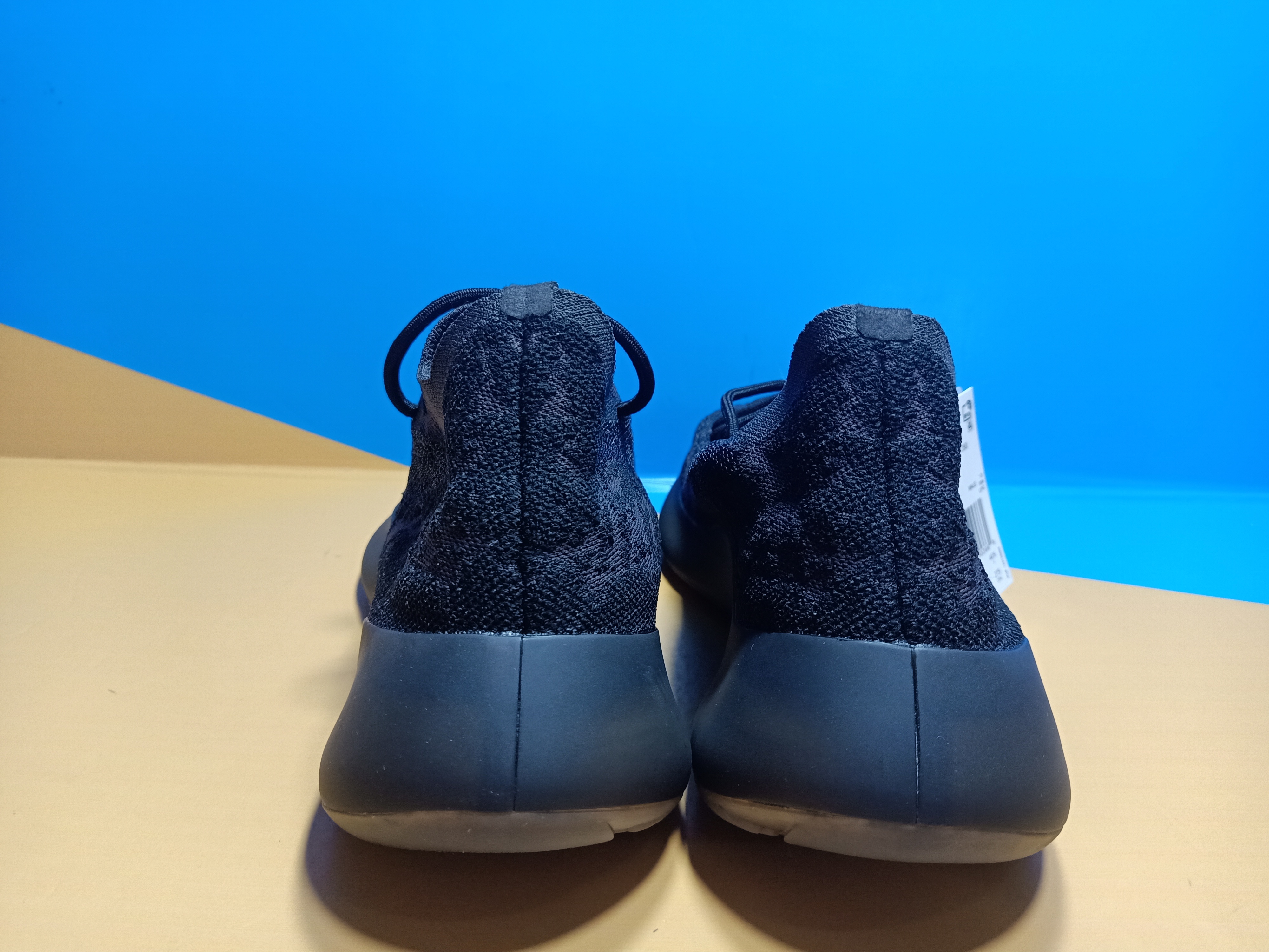 Yeezy Boost 380 Reflective Onyx   H02536 review Ogtony，ogtony，TonyShoes，Tonyshoe，tonyshoes，tonyshoe 02