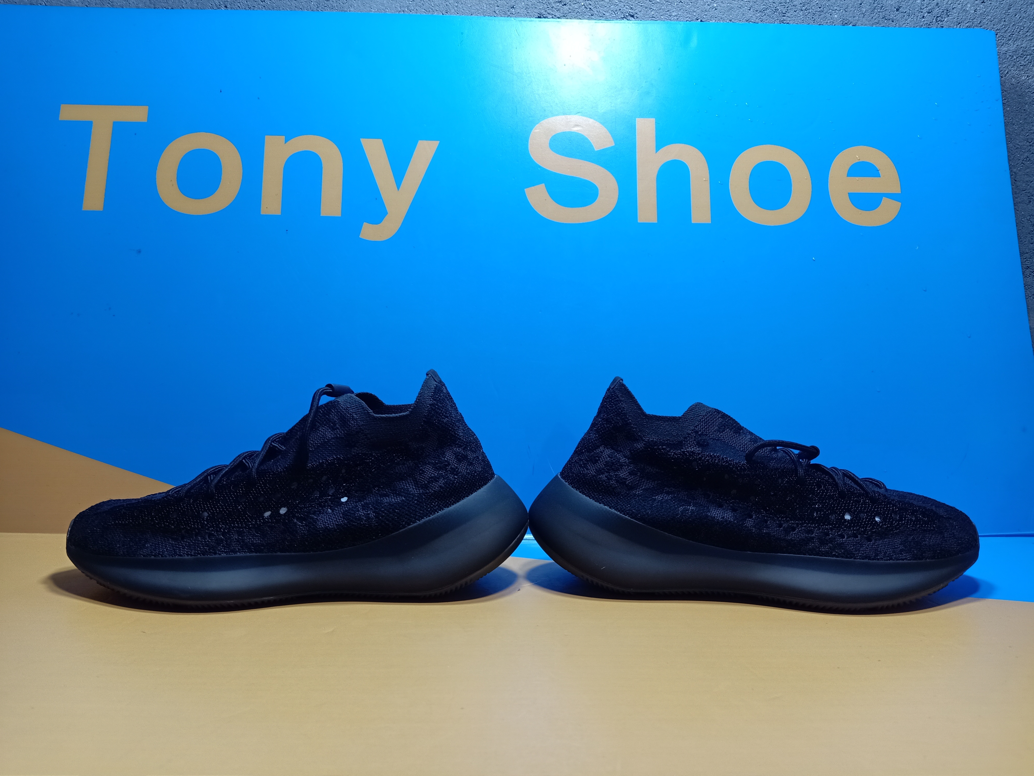 Yeezy Boost 380 Reflective Onyx   H02536 review Ogtony，ogtony，TonyShoes，Tonyshoe，tonyshoes，tonyshoe 09