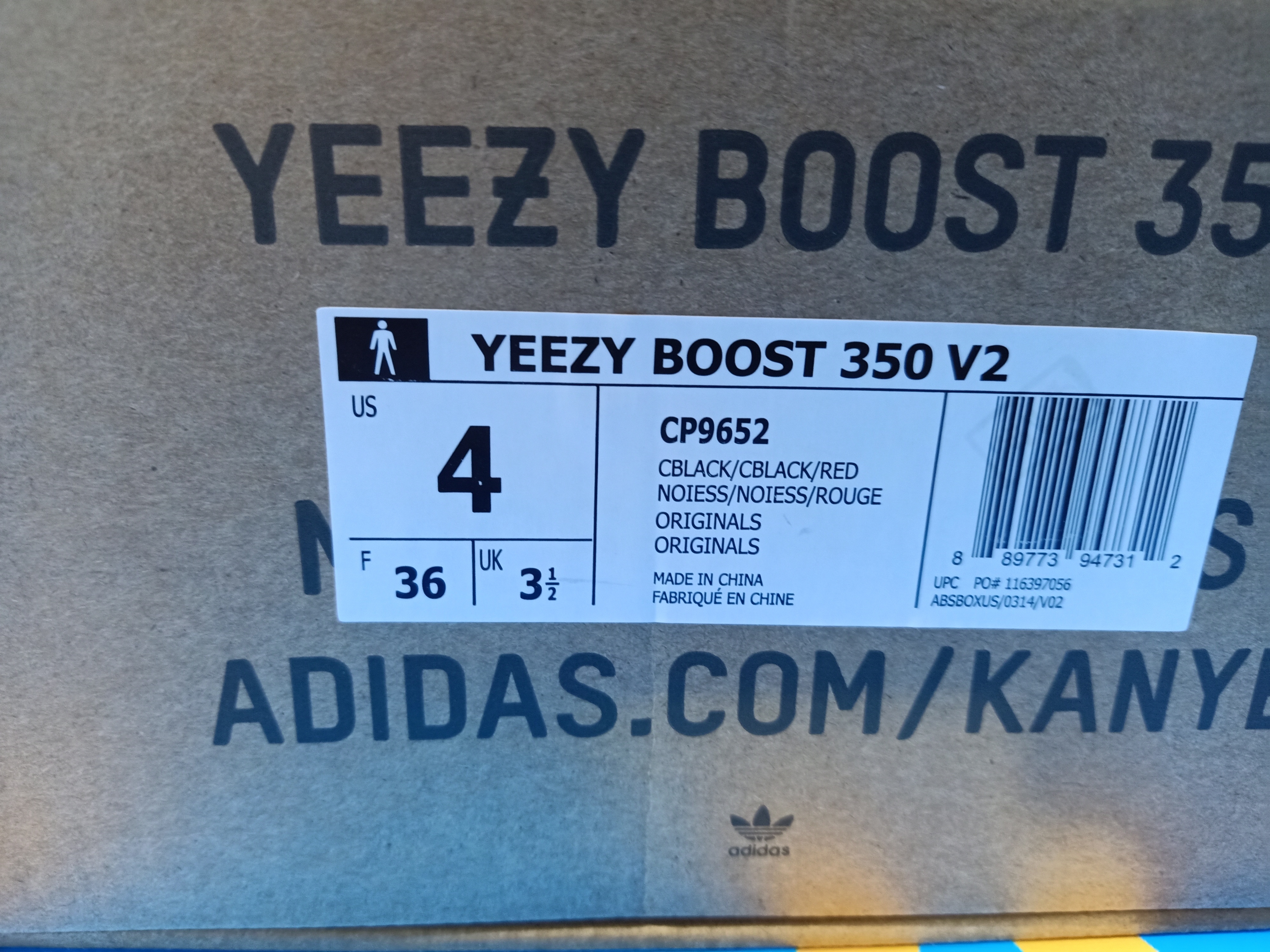 Yeezy Boost 350 V2 Bred CP9652 review Ogtony，ogtony，TonyShoes，Tonyshoe，tonyshoes，tonyshoe 01