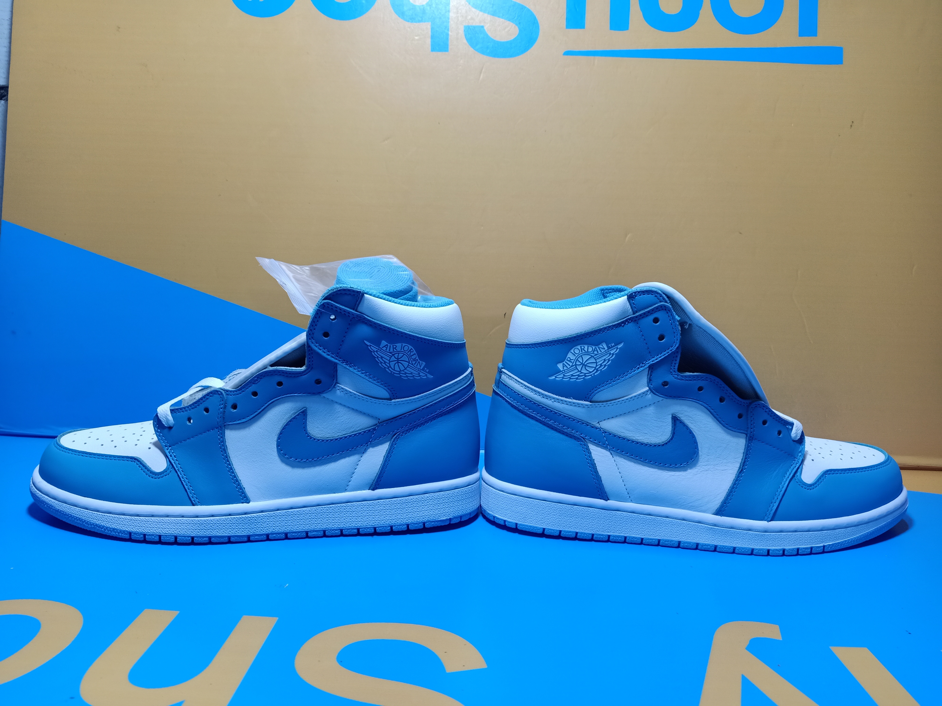 Og Tony Air Jordan 1 Retro UNC 555088-117 review Ogtony，ogtony，TonyShoes，Tonyshoe，tonyshoes，tonyshoe 09