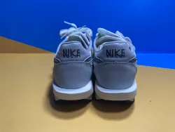 Nike LD Waffle sacai Summit White  BV0073-100 review Ogtony，ogtony，TonyShoes，Tonyshoe，tonyshoes，tonyshoe 02