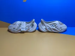 Yeezy Foam Runner Ararat G55486 review Ogtony，ogtony，TonyShoes，Tonyshoe，tonyshoes，tonyshoe 09