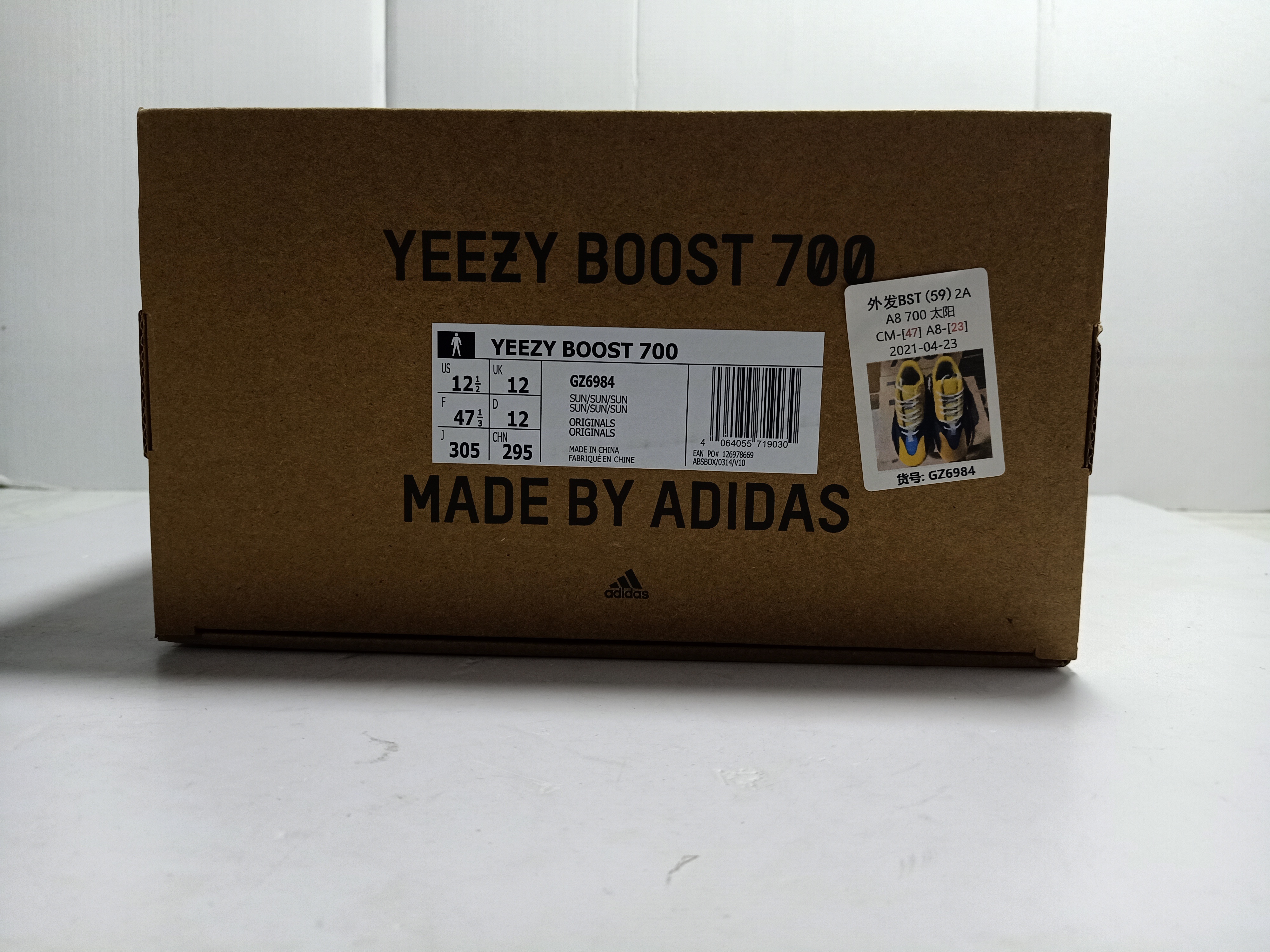 Yeezy Boost 700 “SUN"  GZ6984 review tonyshoe10 01