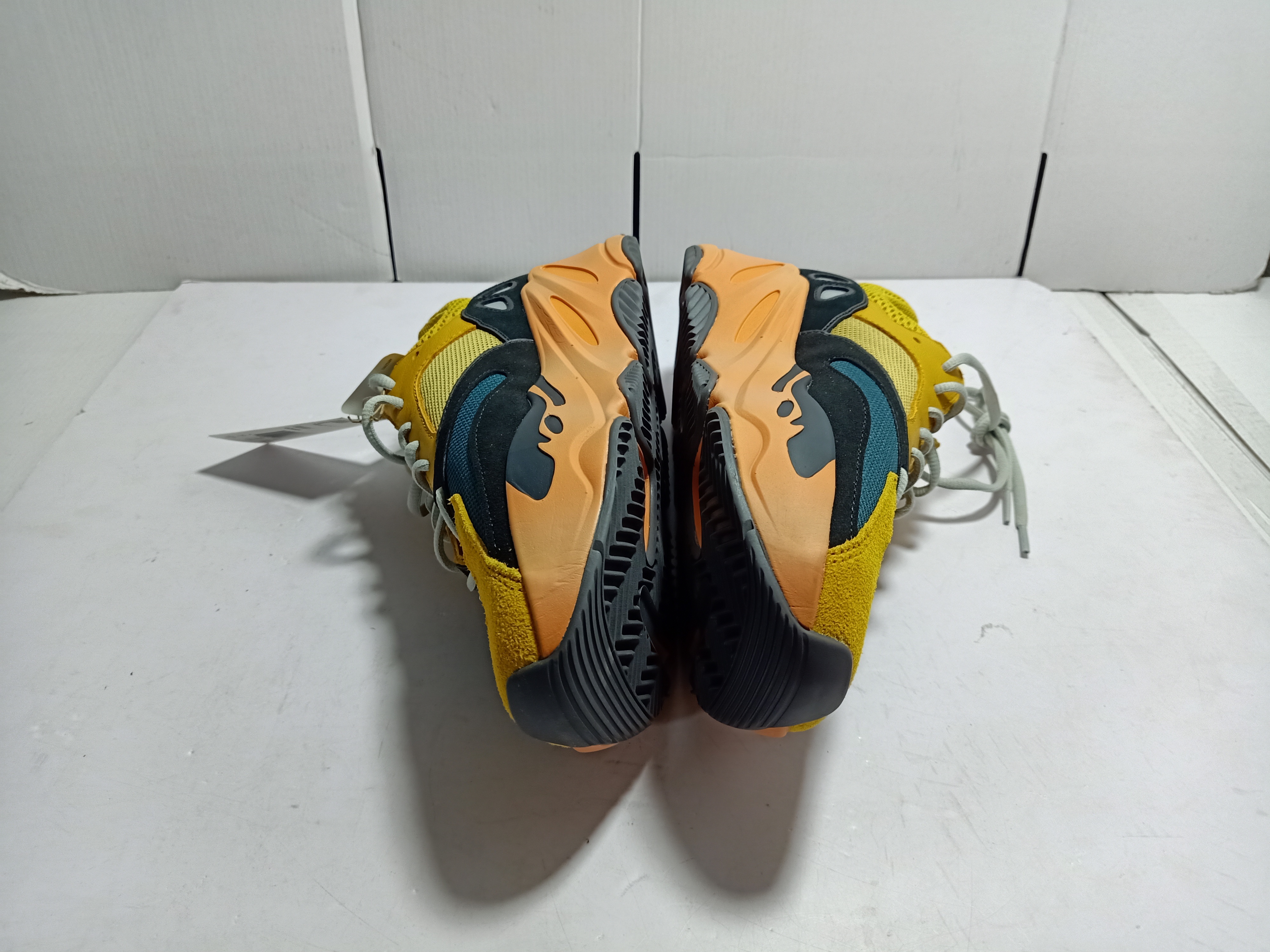 Yeezy Boost 700 “SUN"  GZ6984 review tonyshoe10 04