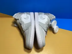 Air Jordan 1 Mid "White Camo" DC9035-100 review Ogtony，ogtony，TonyShoes，Tonyshoe，tonyshoes，tonyshoe 05