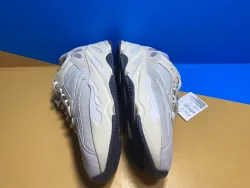 Yeezy 700 V2 Static EF2829 review Ogtony，ogtony，TonyShoes，Tonyshoe，tonyshoes，tonyshoe 06