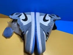 OWF Air Jordan 1 Retro High White University Blue Black 555088-134 review Ogtony，ogtony，TonyShoes，Tonyshoe，tonyshoes，tonyshoe 06