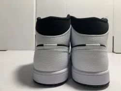 Air Jordan 1 Mid White Black 554724-113 review tonyshoe10 02