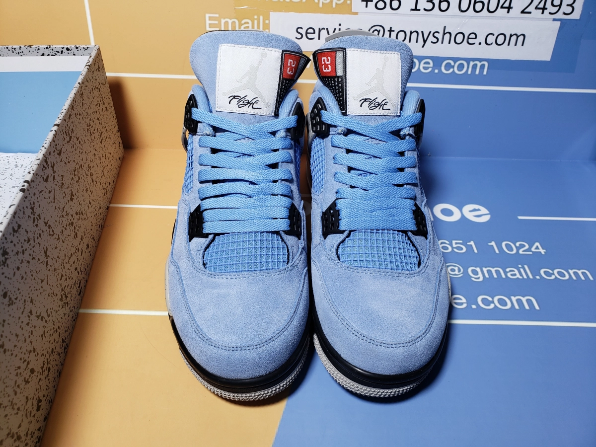 QC of Fake Jordan 4 SE University Blue CT8527-400 from Tonyshoe
