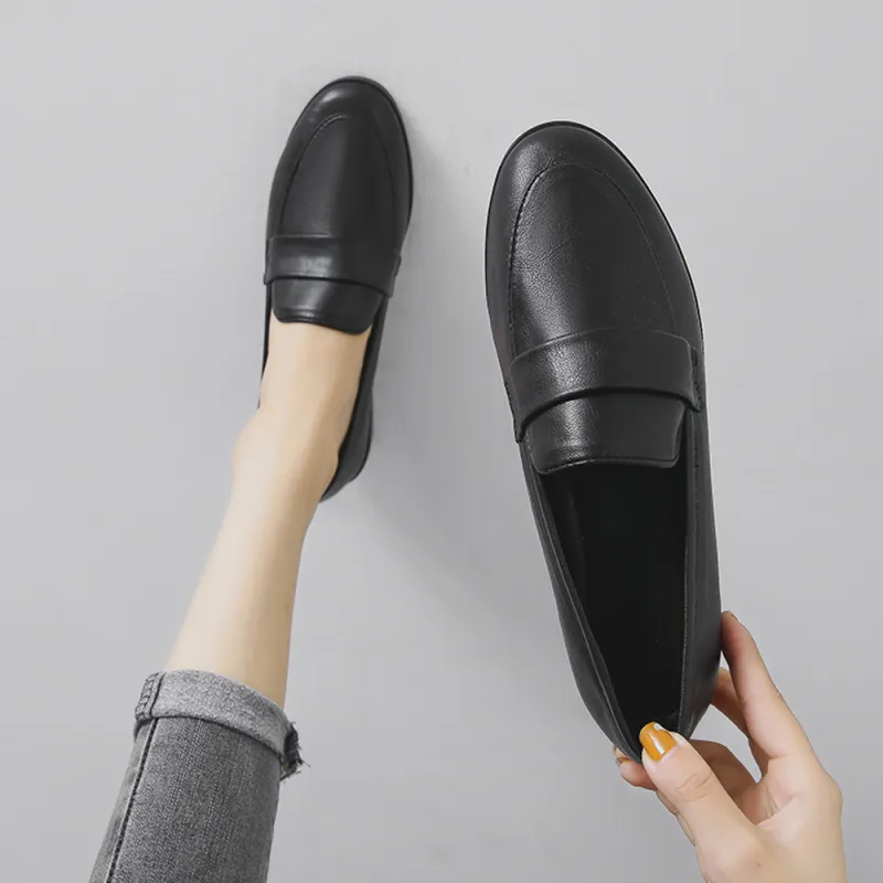 KISFLY Casual Leather Slip on Loafers Shoes for Women Comfortable Walking Flats