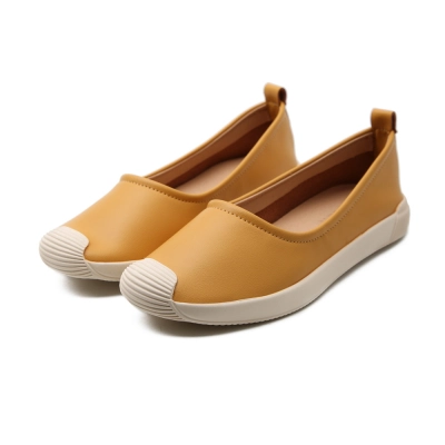 KISFLY Loafer Shoes for Women Leather Round Toe Slip on Flats Comfortable Walking Driving Shoes 01