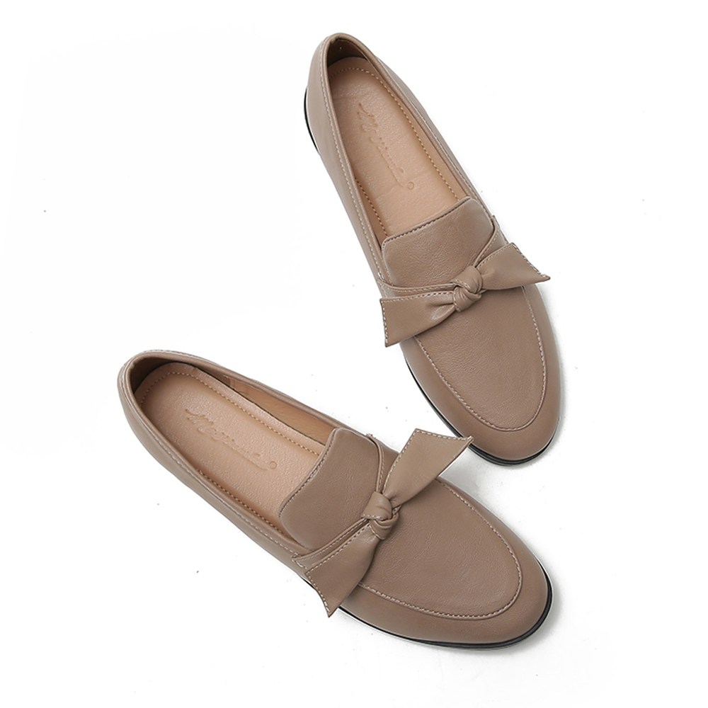 Flats Shoes for Women Leather Round Toe Slip on Ladies Casual Comfortable Walking Driving Loafers