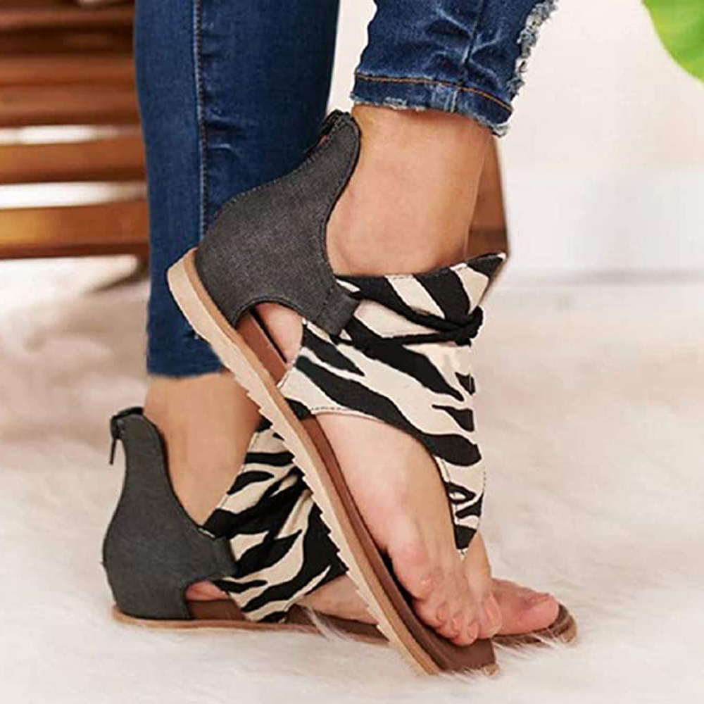 KISFLY Women Gladiator Sandals Retro Leopard Pattern PU Leather Flat Shoes Flip Flops Summer Casual Back Zipper Sandals