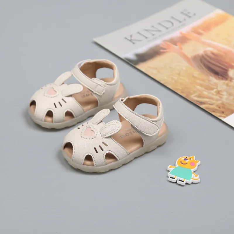 Baby Sandals Girls Cute Leather Comfortable Flats Soft Closed Toe Rubber Sole Summer Princess Dress Shoes 0-2 Years Old