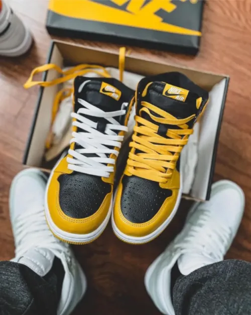 The black and yellow toes are coming, and the Air Jordan 1 High OG 