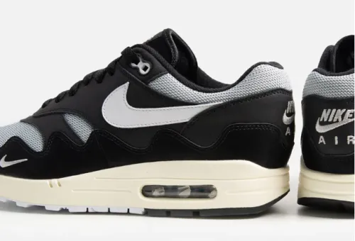 Buy shoes and get bracelets! Oreo Patta x Air Max 1
