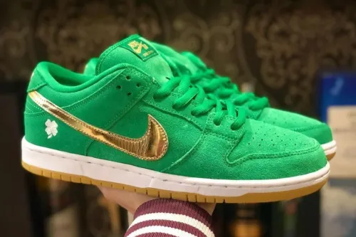 Cool shoes SB Dunk Low St. Patrick's Day