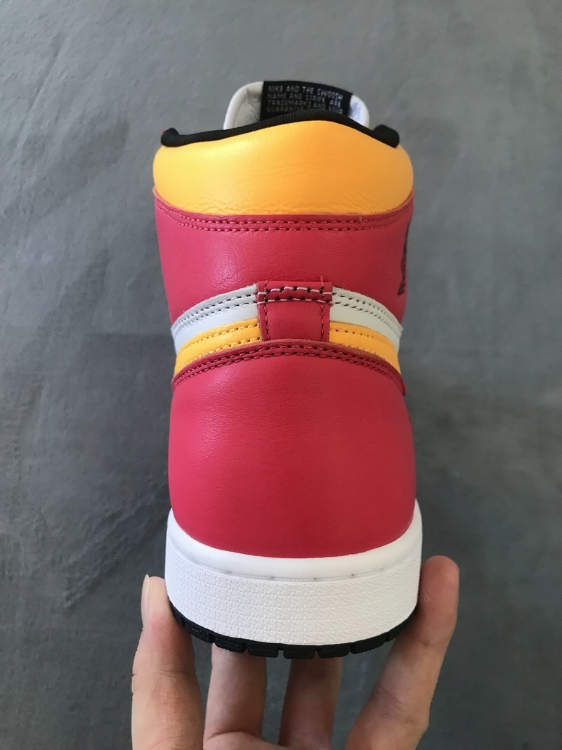 Jordan 1 Retro High OG Light Fusion Red