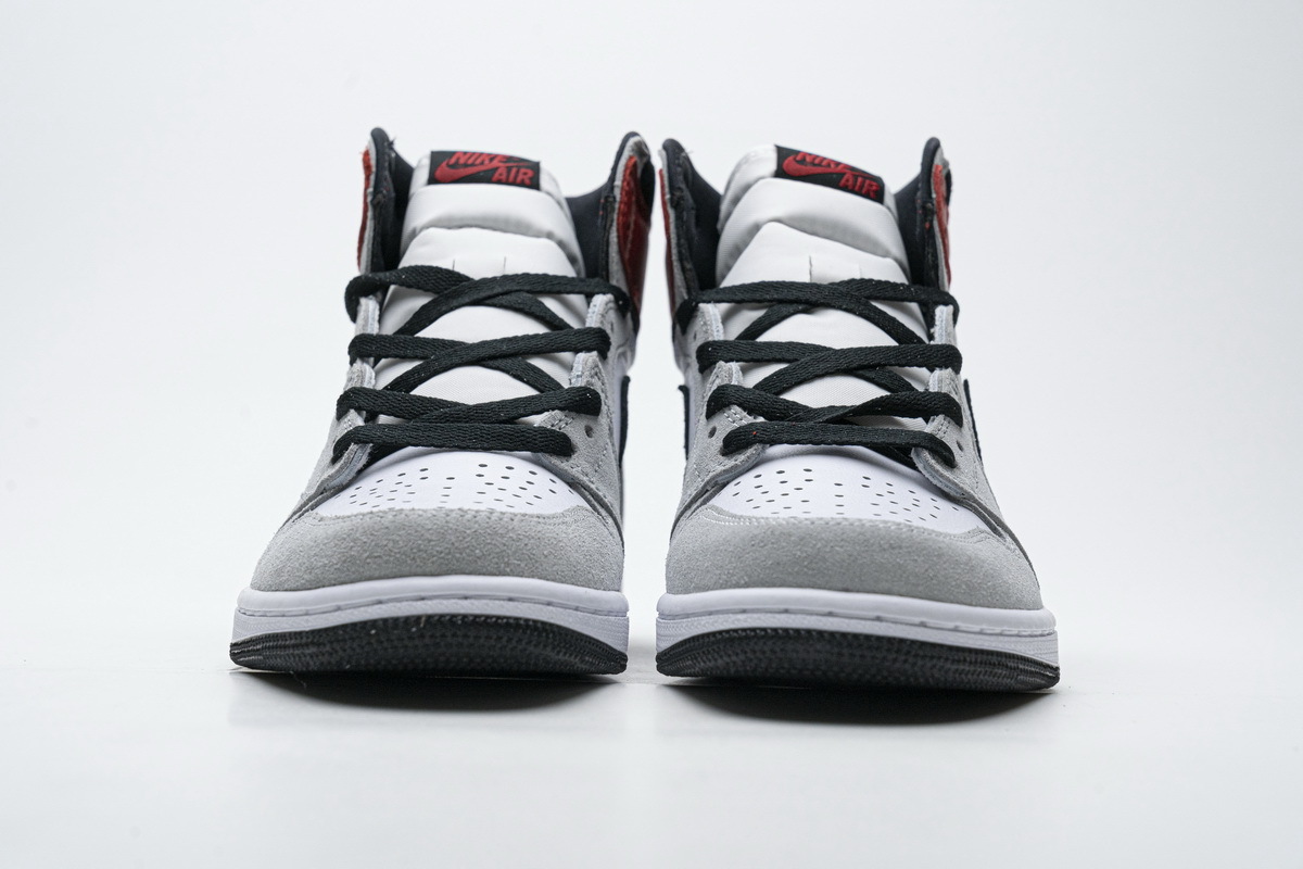 Jordan 1 Retro High Light Smoke Grey