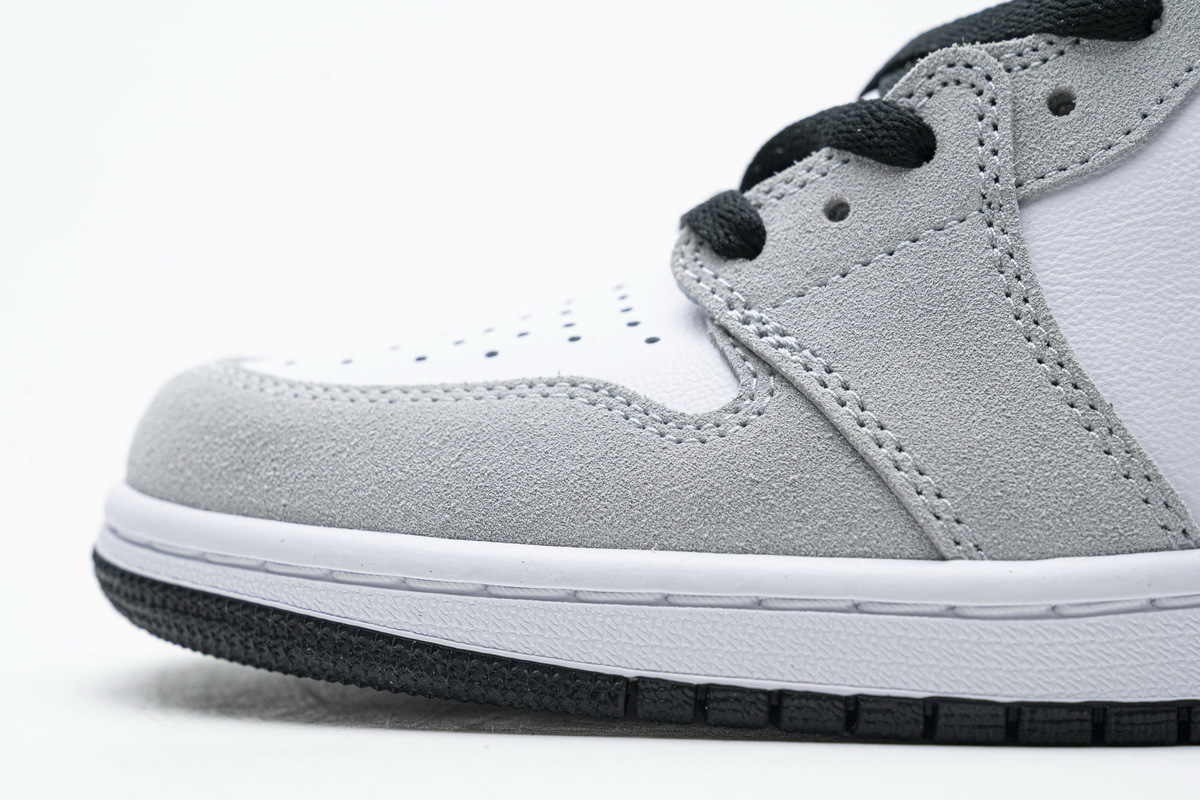 Jordan 1 Retro High Light Smoke Grey
