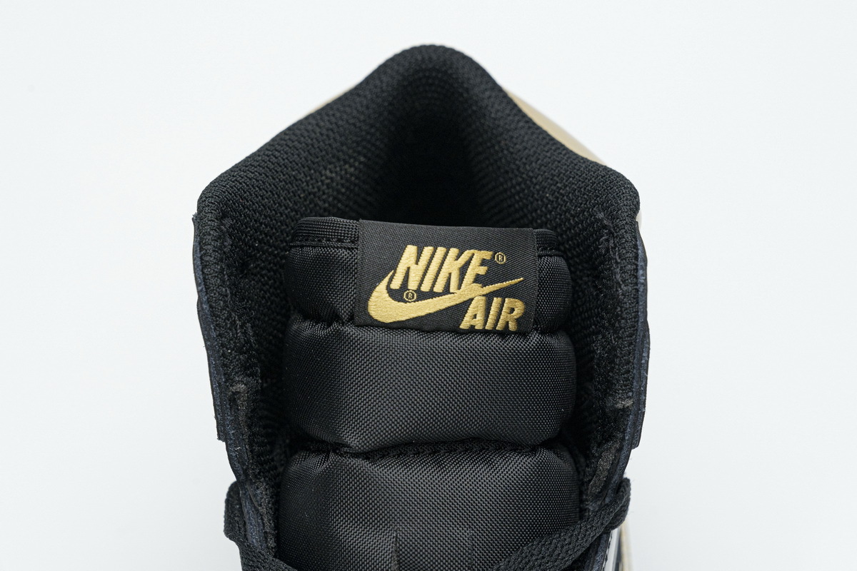 Jordan 1 Retro High Black Metallic Gold (2020)