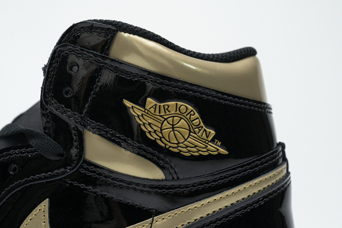 Jordan 1 Retro High Black Metallic Gold (2020)