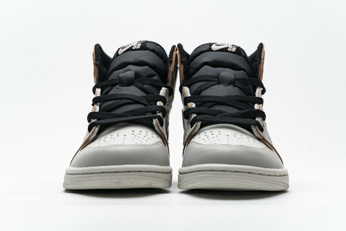 Jordan 1 Retro High OG Defiant SB NYC to Paris