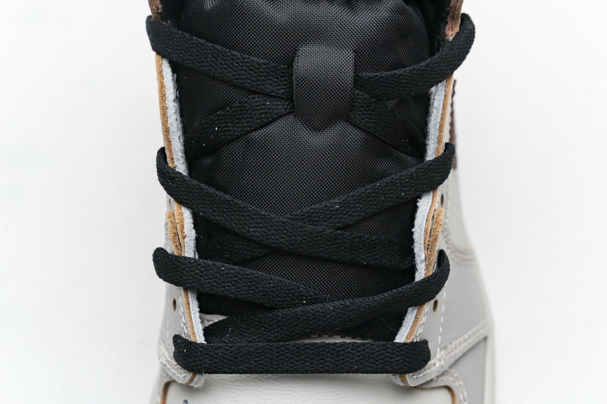 Jordan 1 Retro High OG Defiant SB NYC to Paris