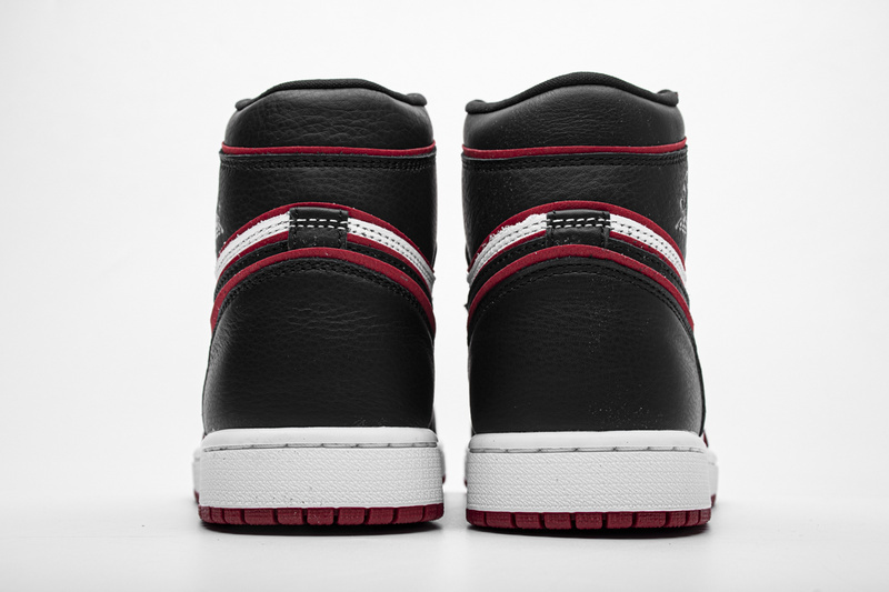 Jordan 1 Retro High Bloodline