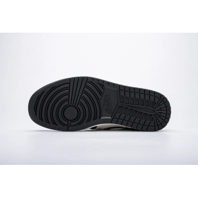 Jordan 1 Retro High OG Defiant SB LA to Chicago 02