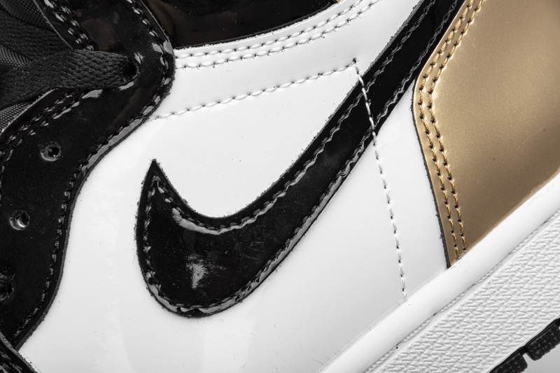 Jordan 1 Retro High NRG Patent Gold Toe
