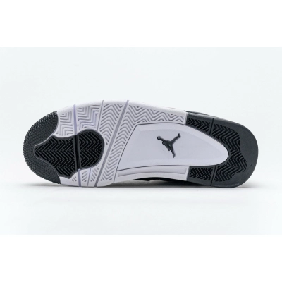 Jordan 4 Retro Royalty 02