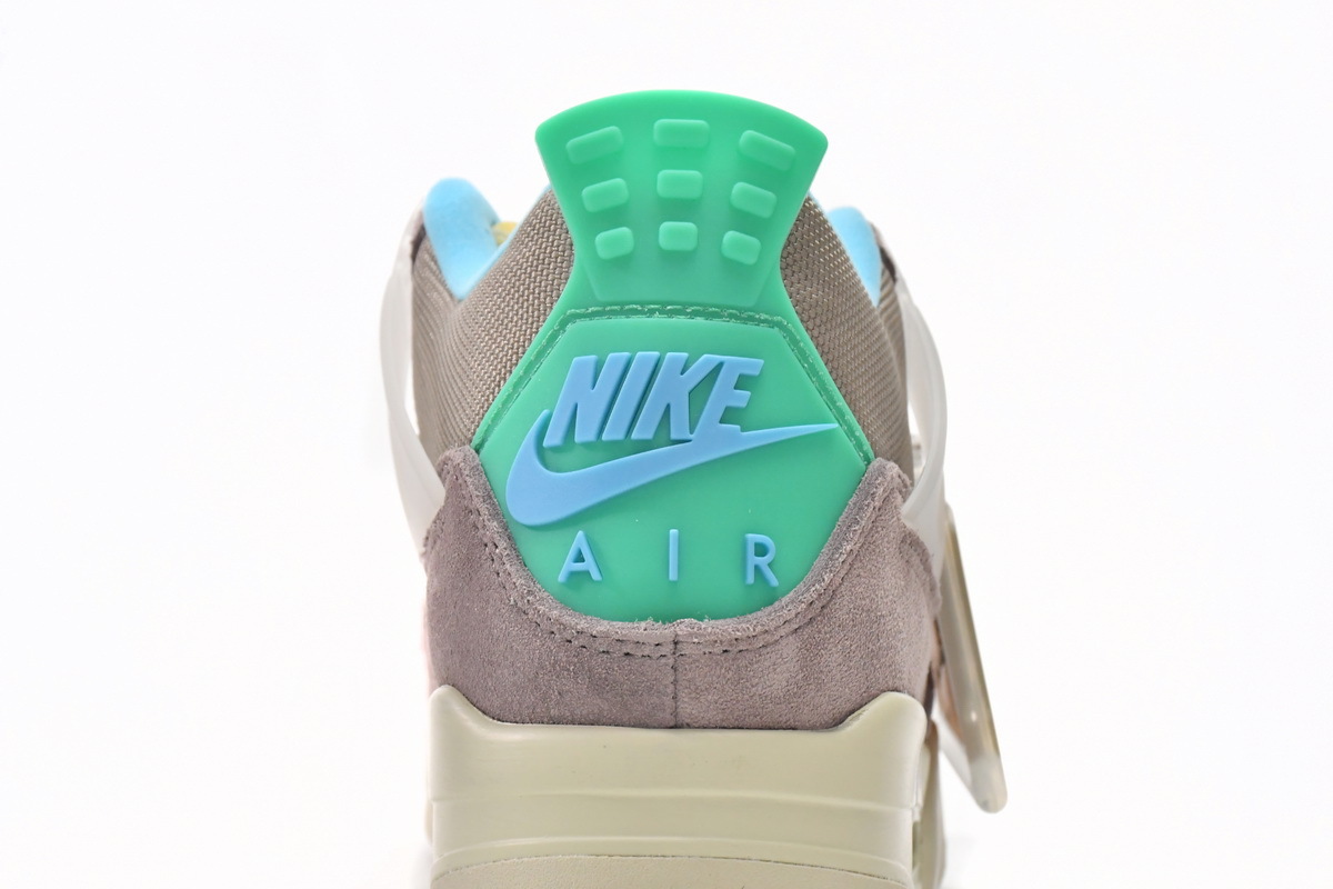 Jordan 4 Retro SP 30th Anniversary Union Taupe Haze