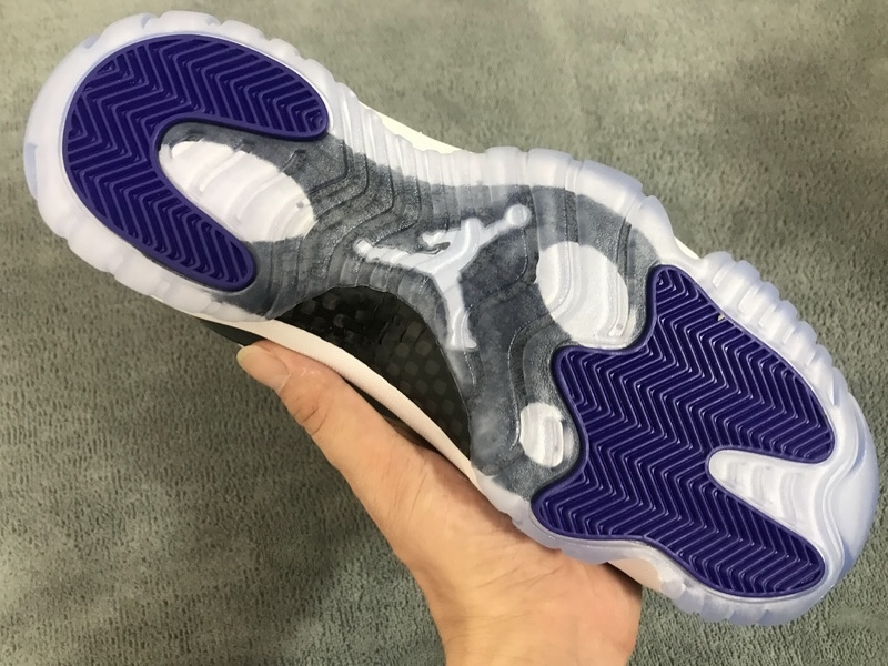 Jordan 11 Retro Low Concord