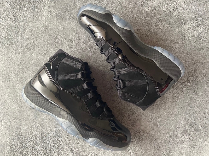 Jordan 11 Retro Cap and Gown