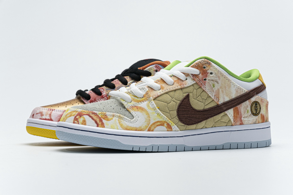 Nike SB Dunk Low Street Hawker (2021)