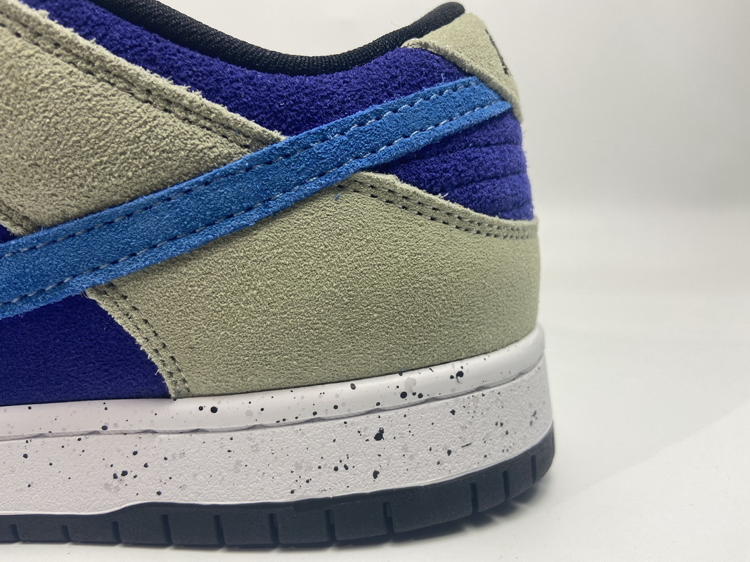 Nike SB Dunk Low ACG Celadon (Mid Quality)
