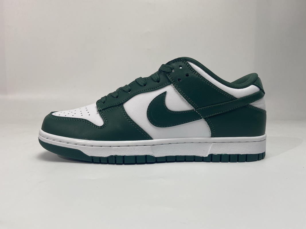 Nike Dunk Low Michigan State (Mid Quality)
