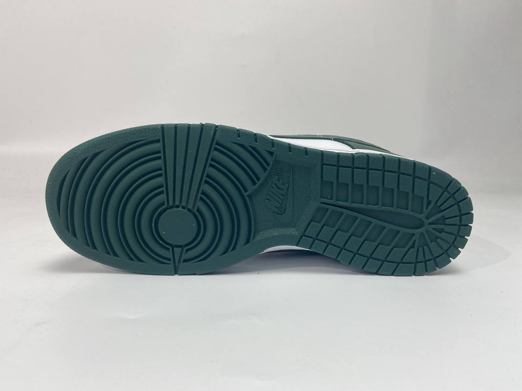Nike Dunk Low Michigan State (Mid Quality)