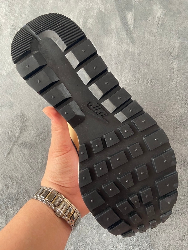 Nike Vaporwaffle sacai Sesame Blue Void