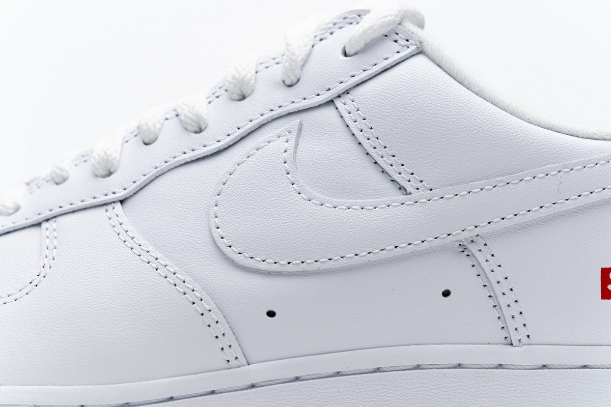 Nike Air Force 1 Low Supreme White