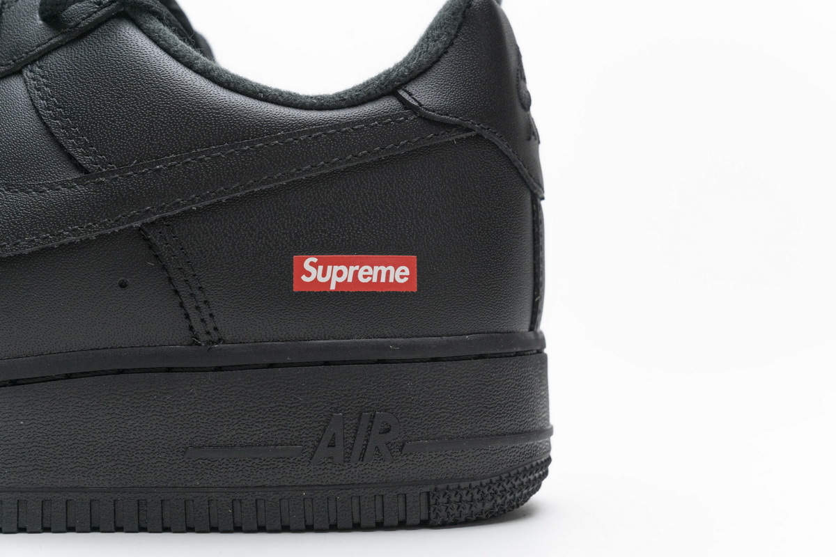 Nike Air Force 1 Low Supreme Black