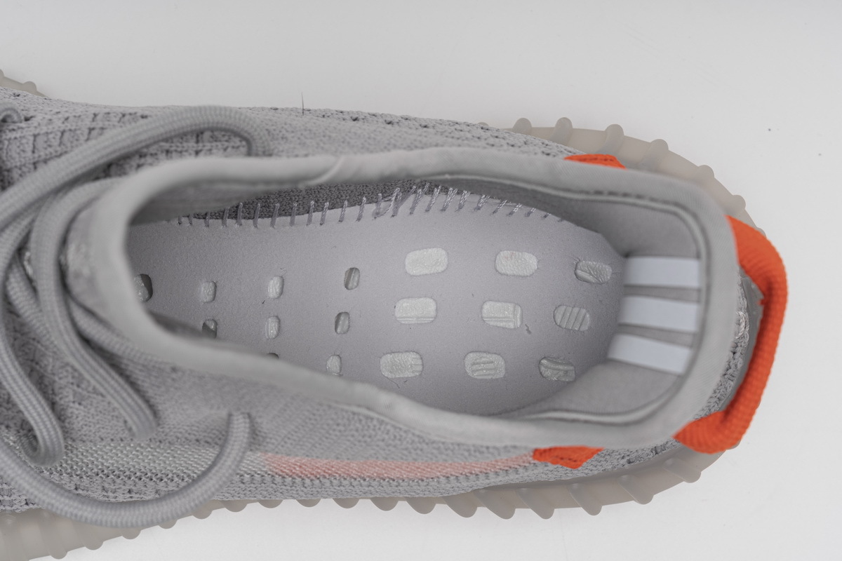 adidas Yeezy Boost 350 V2 Tail Light (Cheap Sneakers)