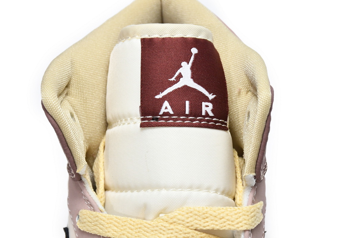 Jordan 1 Mid SE Dark Pony Smoky Mauve (Mid Quality)