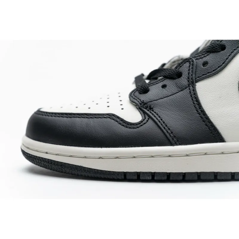 Jordan 1 Retro High Dark Mocha (Mid Quality)