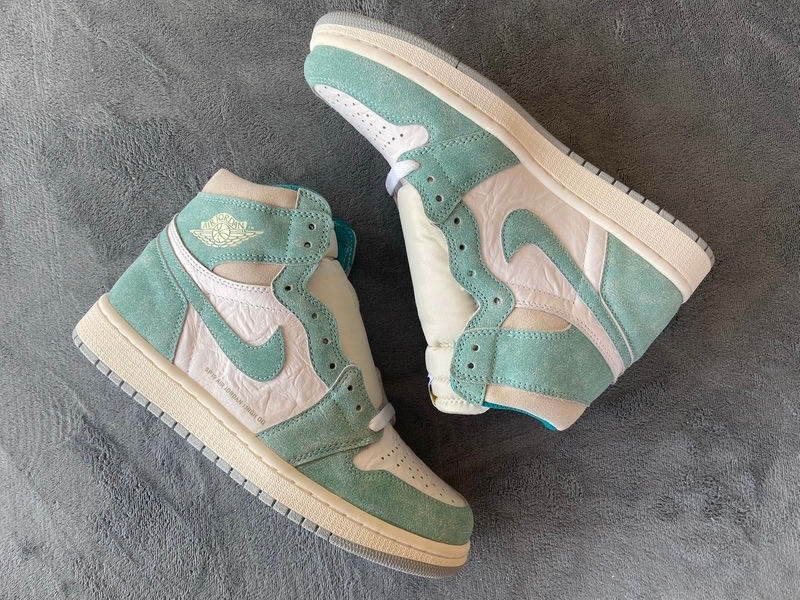 Jordan 1 Retro High Turbo Green (Mid Quality)
