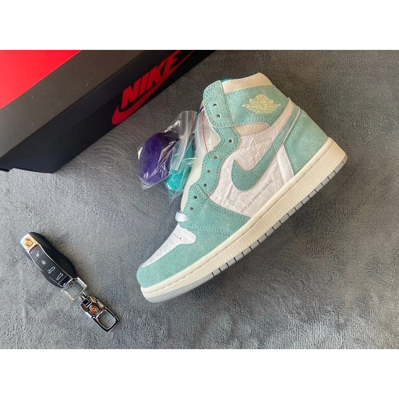 Jordan 1 Retro High Turbo Green (Mid Quality)